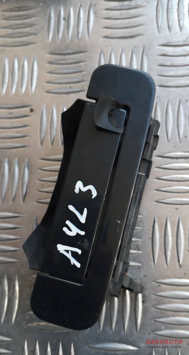 AUDI A4 B5/8D (1994-2001) Galinių kairių durų išorinė rankenėlė 4a0839205f 17959782