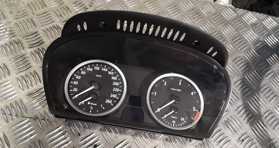 BMW 5 Series E60/E61 (2003-2010) Speedometer 62116983153 17844289