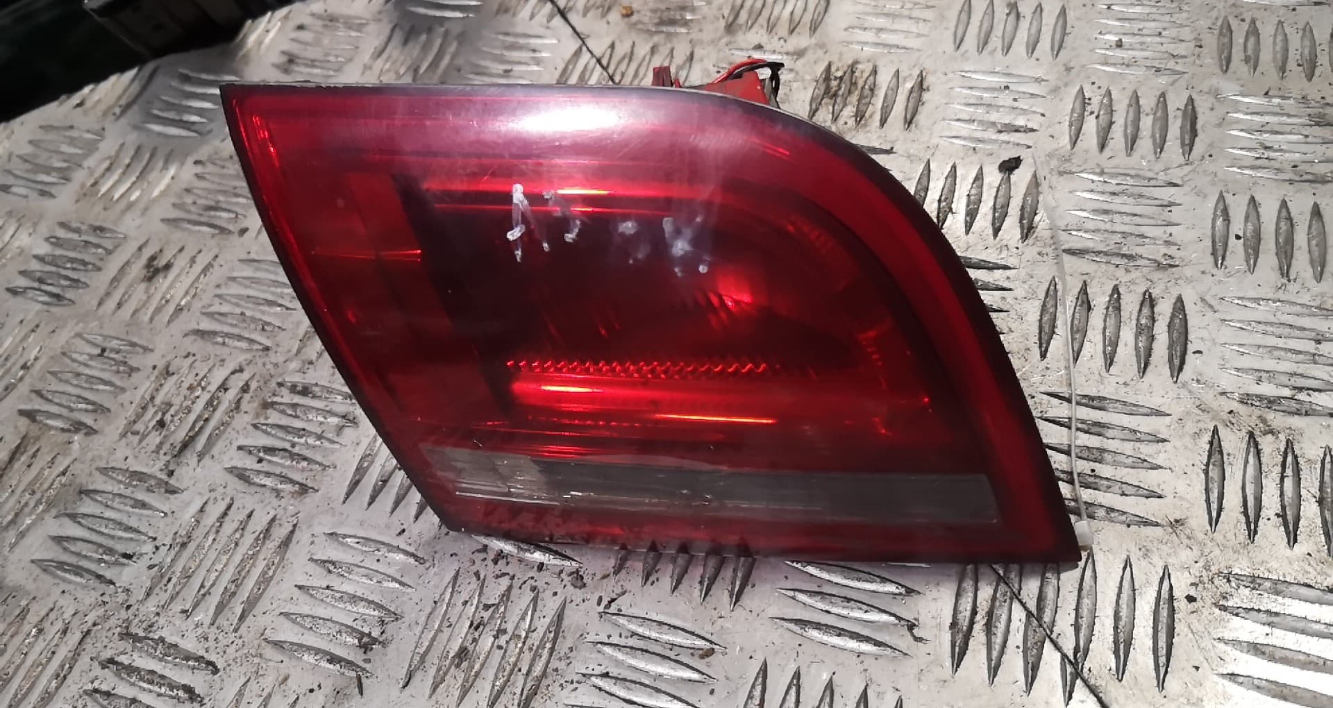 AUDI RS 3 8PA (2011-2012) Задна светлина на лявата врата на багажника 8p4945093d 17897027