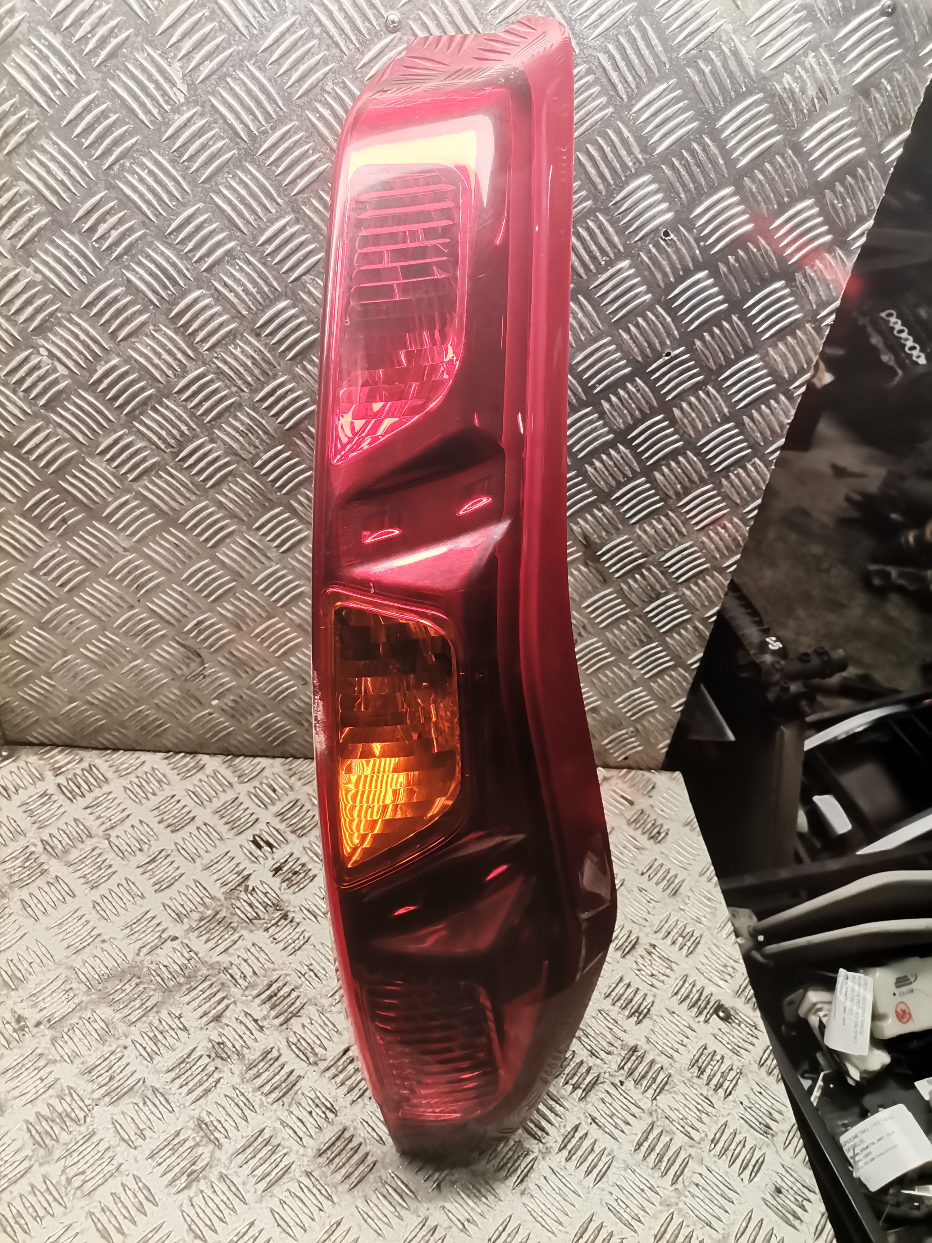 NISSAN X-Trail T31 (2007-2014) Rear cover light 22539760