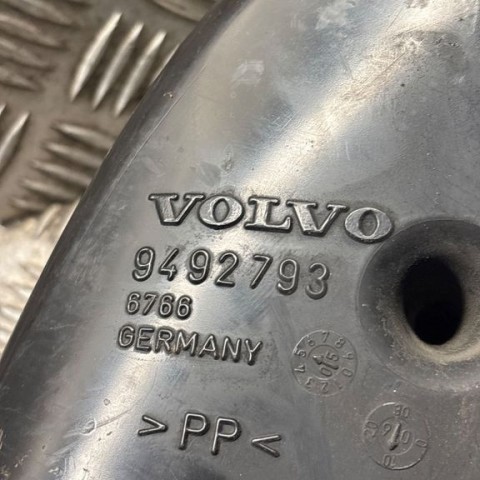 Variklio aušinimo vamzdelis (-ai)/ žarna (-os)