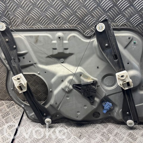 Priekinis el. lango pakėlimo mechanizmas be varikliuko