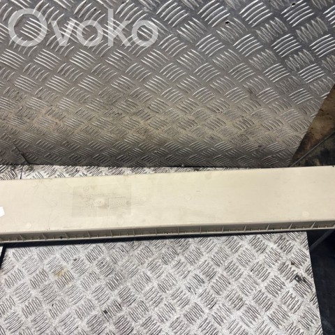 Daiktadėžė bagažinėje