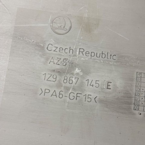 Daiktadėžė bagažinėje